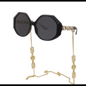 Versace
Women's Sunglasses
